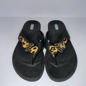 Oka B womens Flip Flops Sandals Size large Black Rubber Leopard Print